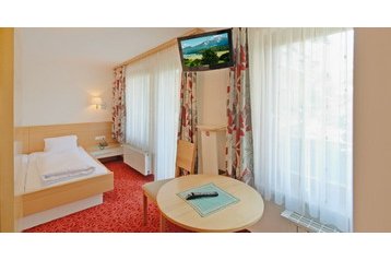 Hotell Faak am See 4